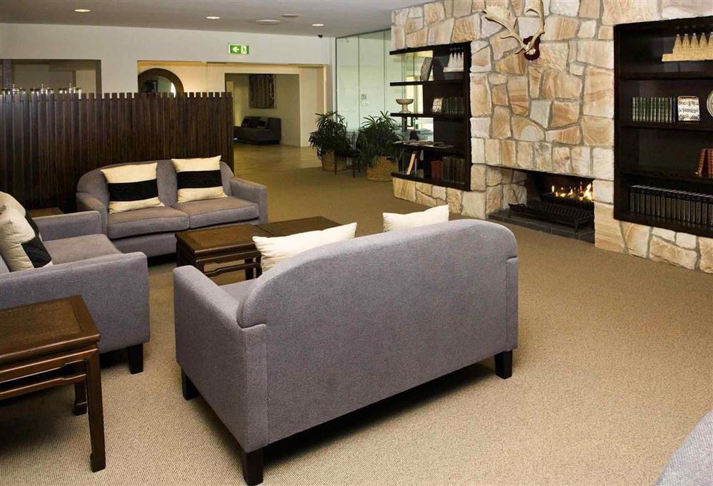 Mercure Clear Mountain Lodge Mount Samson Интерьер фото